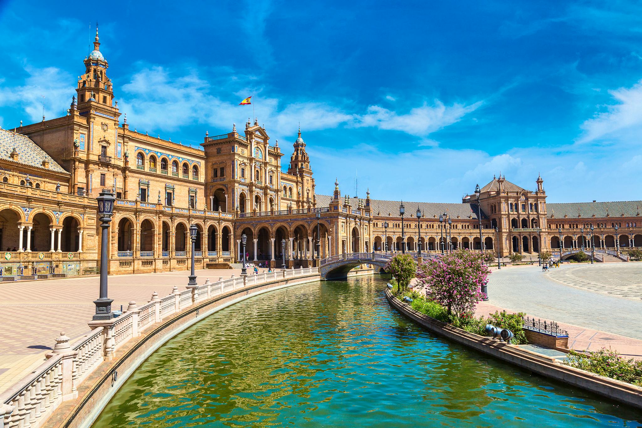 Seville to Lagoa