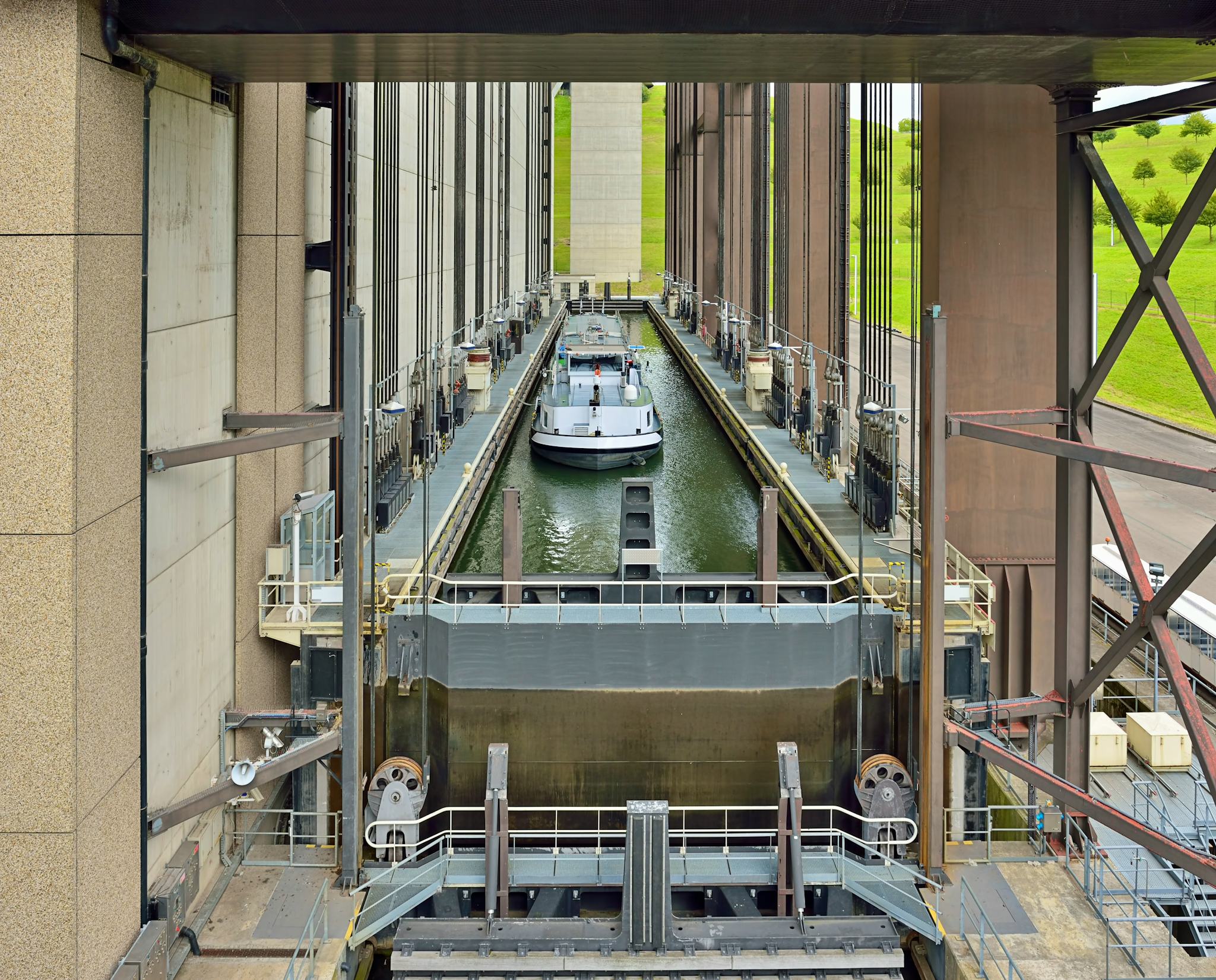 Ascenseur de bateaux de Strepy Thieu