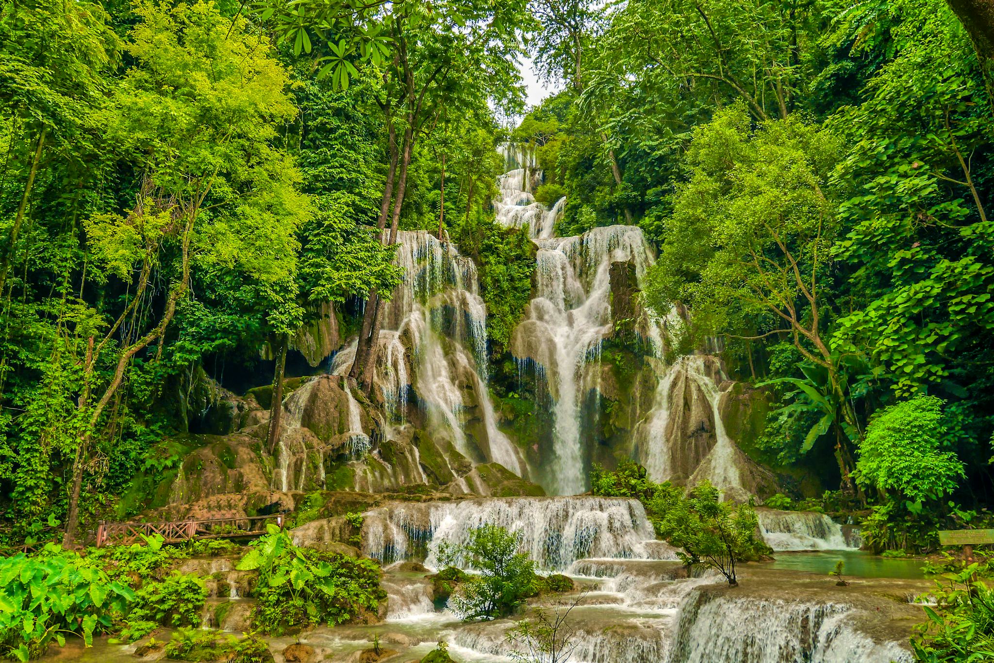 Chute d'eau de Tad Sae