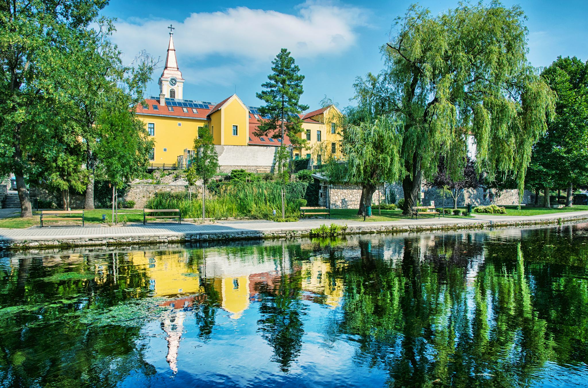 Tapolca Lake Cave