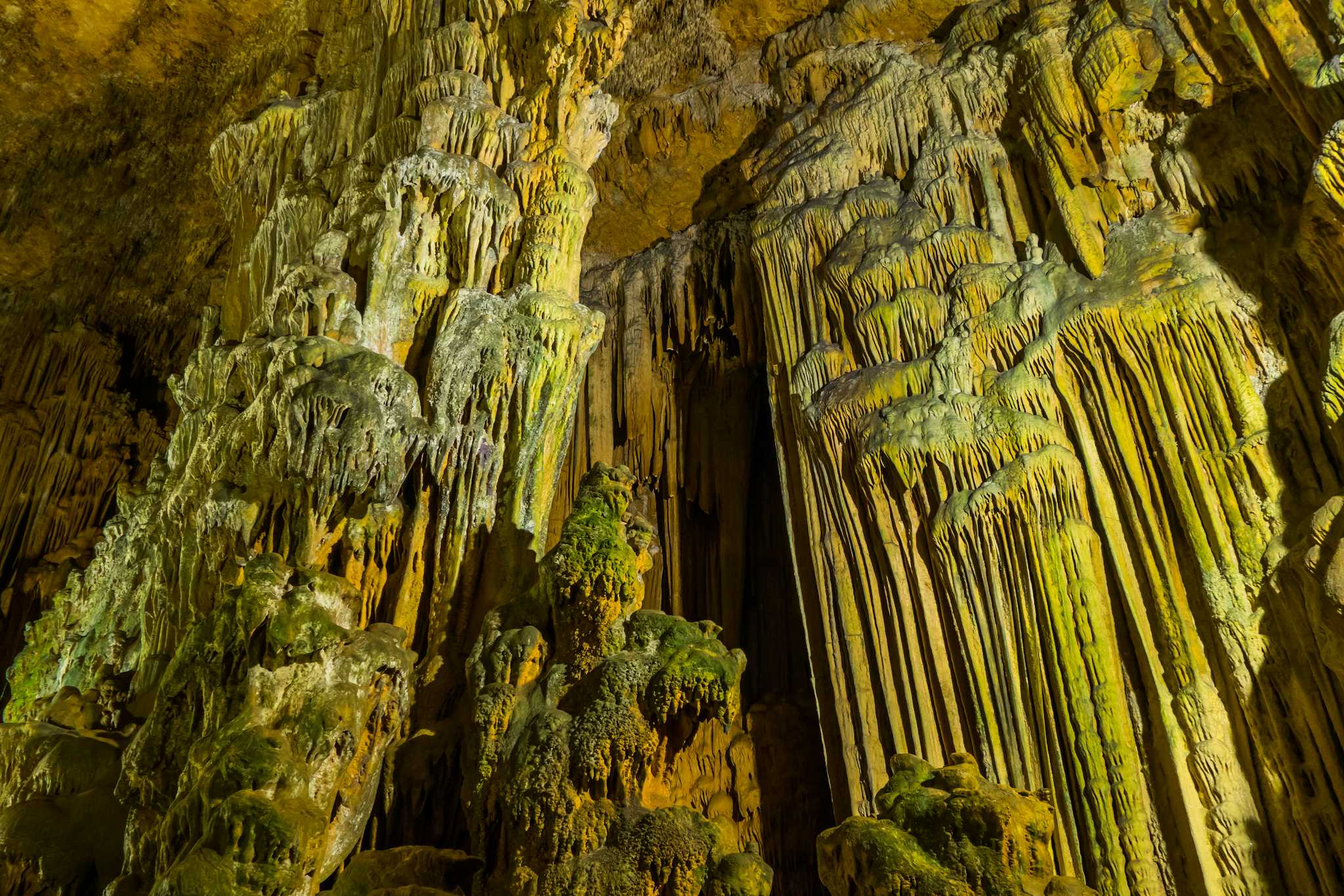 Taskuyu Cave