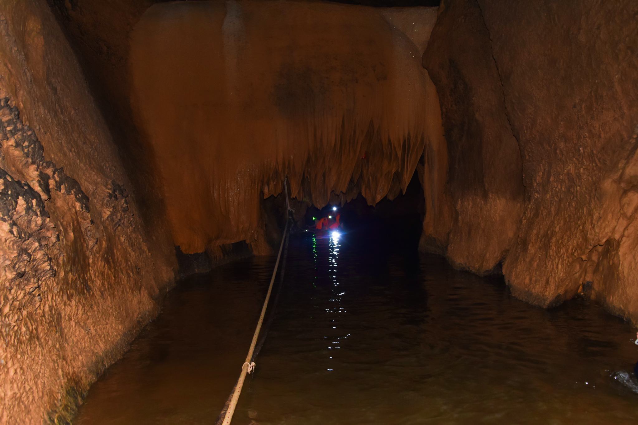 Cueva de Agua Tham Nam