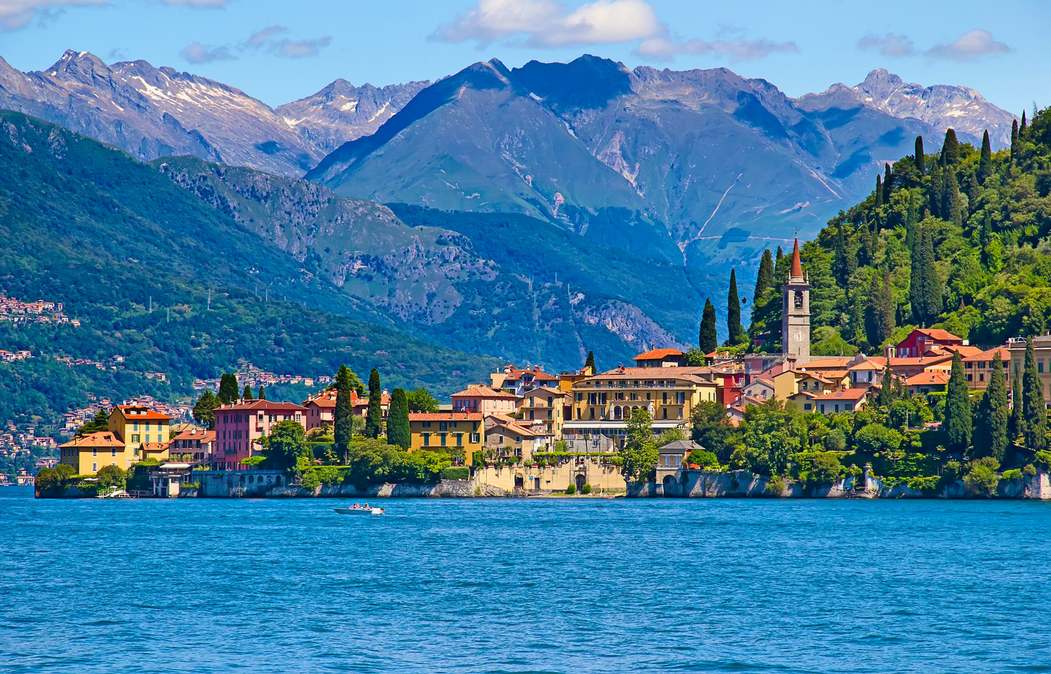Como City to Tremezzo and Menaggio: Private day trip