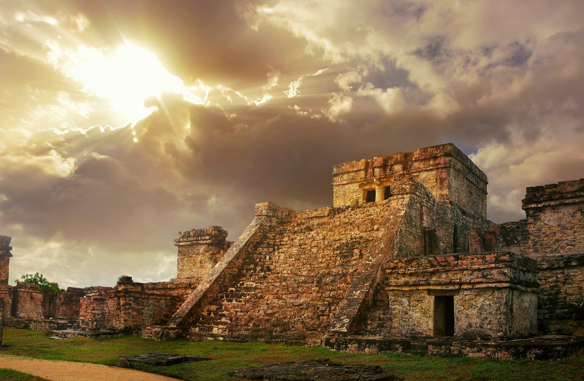 Costa Mujeres to Tulum: Private day trip hero image