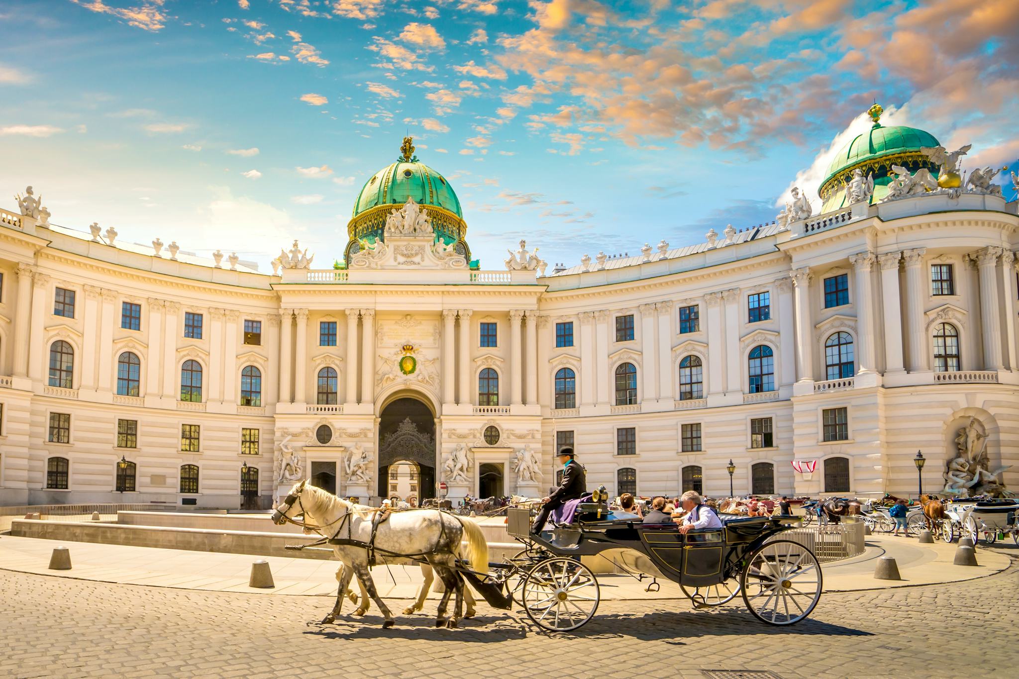 Linz to Vienna: Private day trip