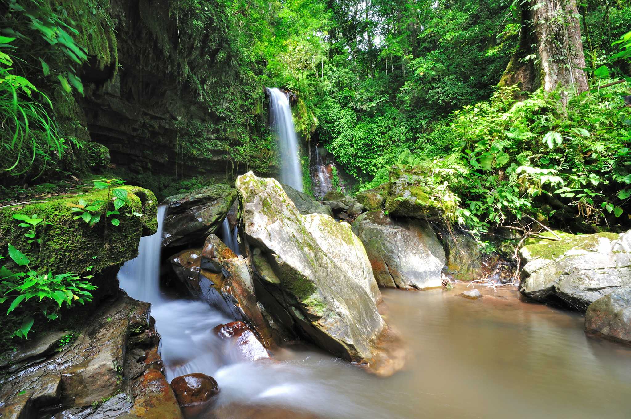 Chute d'eau de Mahua