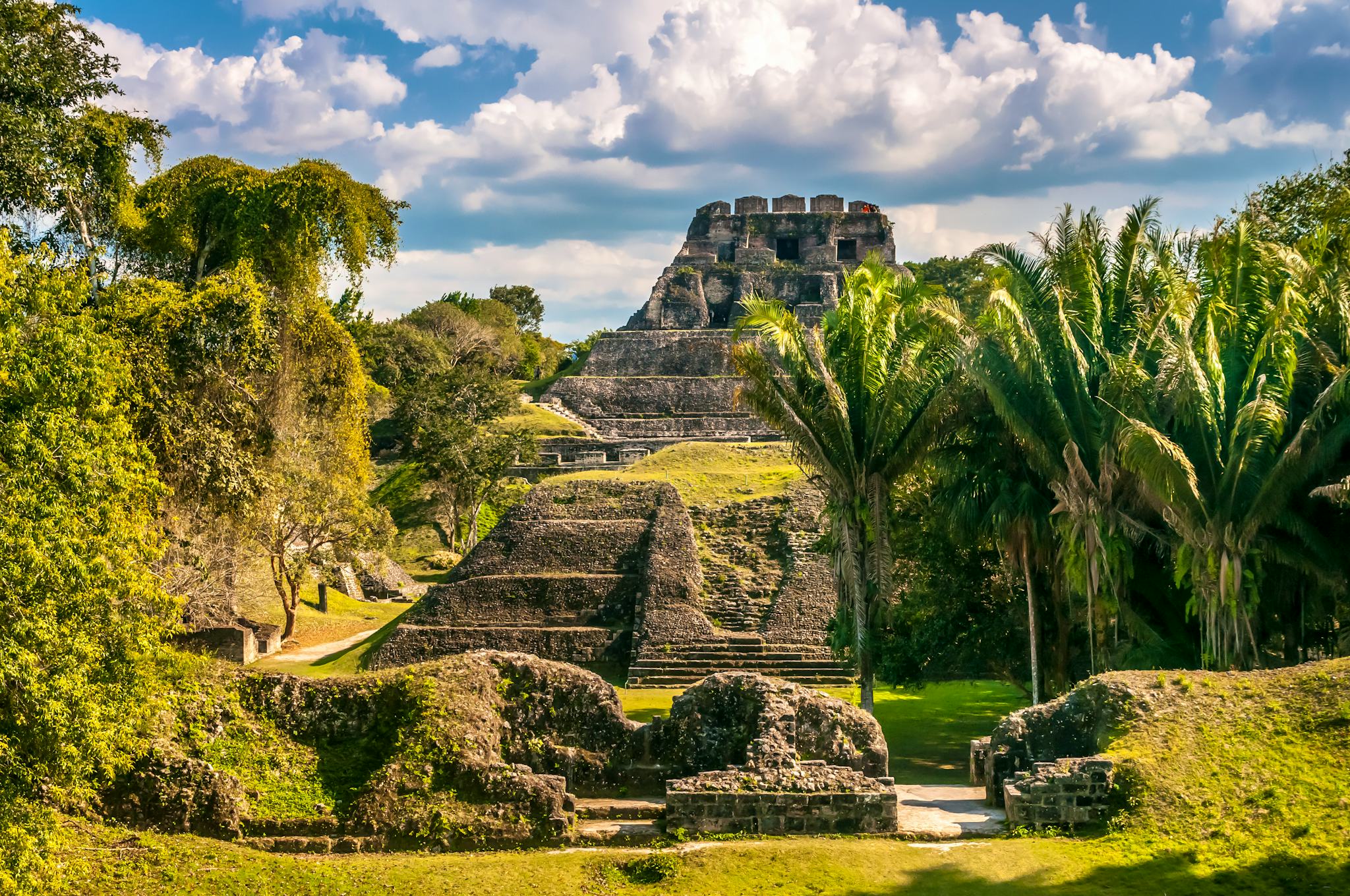 Belize City to Xunantunich and San Ignacio: Private day trip